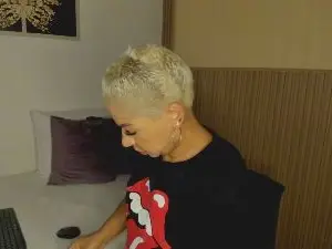 Summer_night_  live sex cam