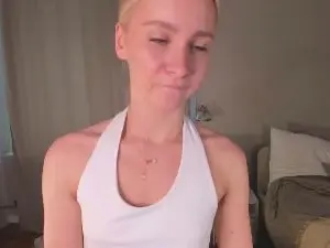 AlissaBallenger  live sex cam