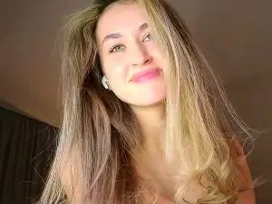 DeirdreMccook  live sex cam