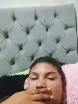 Carolina354  live sex cam