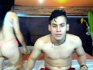 Venesomoscoup  live sex cam