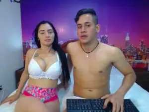 Venesomoscoup  live sex cam
