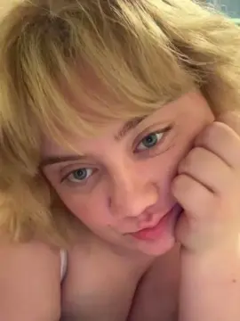 Bunnylovesu69  live sex cam