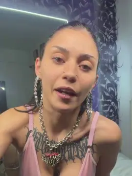 Hustler666  live sex cam