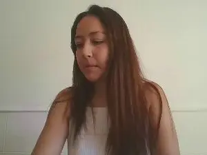 Luciana235  live sex cam