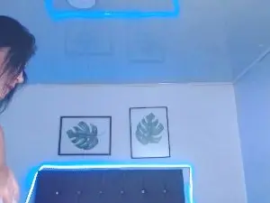 Selena_hotmilf  live sex cam