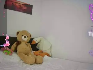 EvaRenard  live sex cam