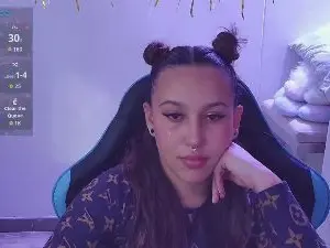 Skarlet_Adams  live sex cam