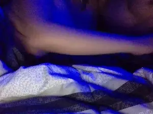 Peaachyandbanan  live sex cam