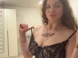 MitziLansden  live sex cam