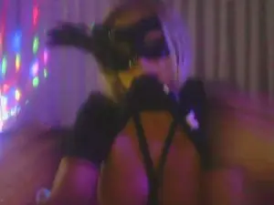 Nikkistarr69  live sex cam