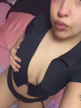 Badvenus  live sex cam