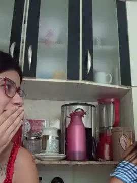 Mamamiabr  live sex cam