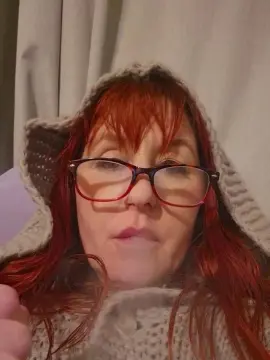 Robynredxxx  live sex cam