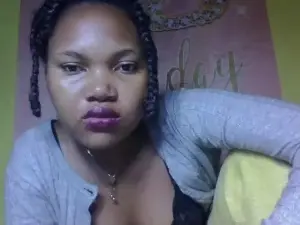 Francisca64  live sex cam
