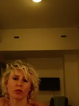 Nefertiti59  live sex cam