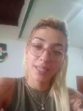 Jaz233  live sex cam