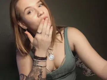 MistiDobles  live sex cam