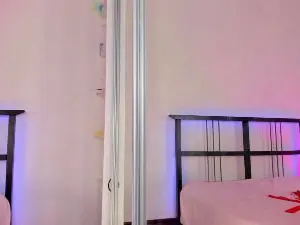 Flora_Amber  live sex cam