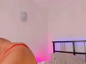 Flora_Amber  live sex cam