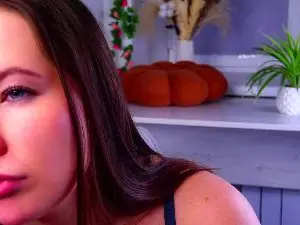 YahairaCai  live sex cam