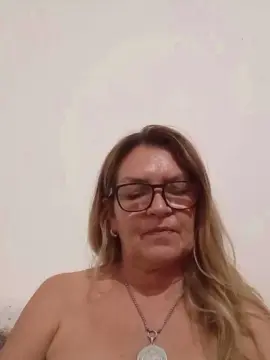 Lindanina1  live sex cam