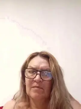 Lindanina1  live sex cam