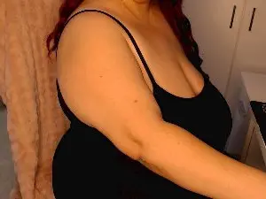 Mayabigtits  live sex cam