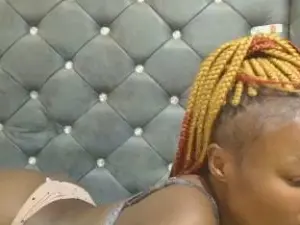 Ackiehfw35  live sex cam