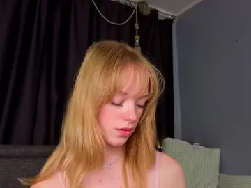 AlleenCalligan  live sex cam