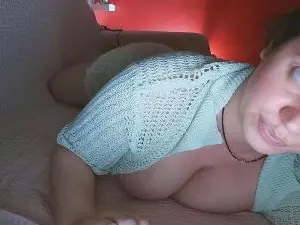 Belllabruna  live sex cam