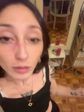 Frutillitasx  live sex cam