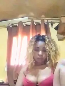 Lorielove  live sex cam