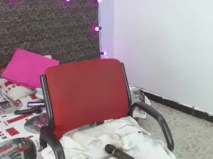 Astrii_33  live sex cam