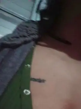 Julietaloovee  live sex cam