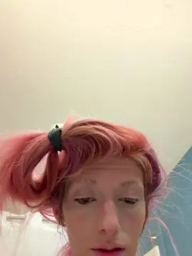 Prettykittee246  live sex cam