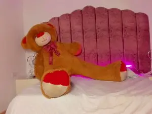 Alisson_Hillss  live sex cam