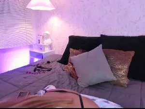 Brenda_Brm  live sex cam