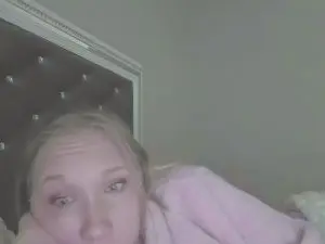 Itsmckennalynn  live sex cam