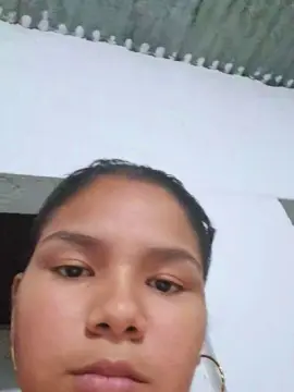 Julieth  live sex cam