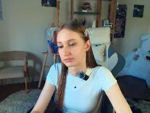 KeelyLapinski  live sex cam