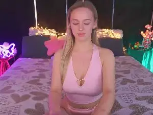 LylaYeess  live sex cam