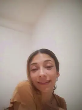 Emmalovehot  live sex cam
