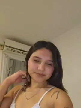 Onemy  live sex cam