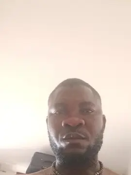 Pisanero25  live sex cam