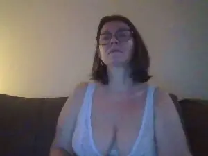 Beauty65  live sex cam