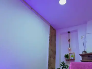 Celeste__x  live sex cam