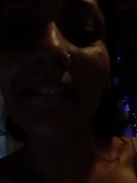 Luz20  live sex cam