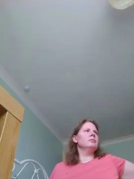 Viplindylinn  live sex cam