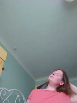 Viplindylinn  live sex cam